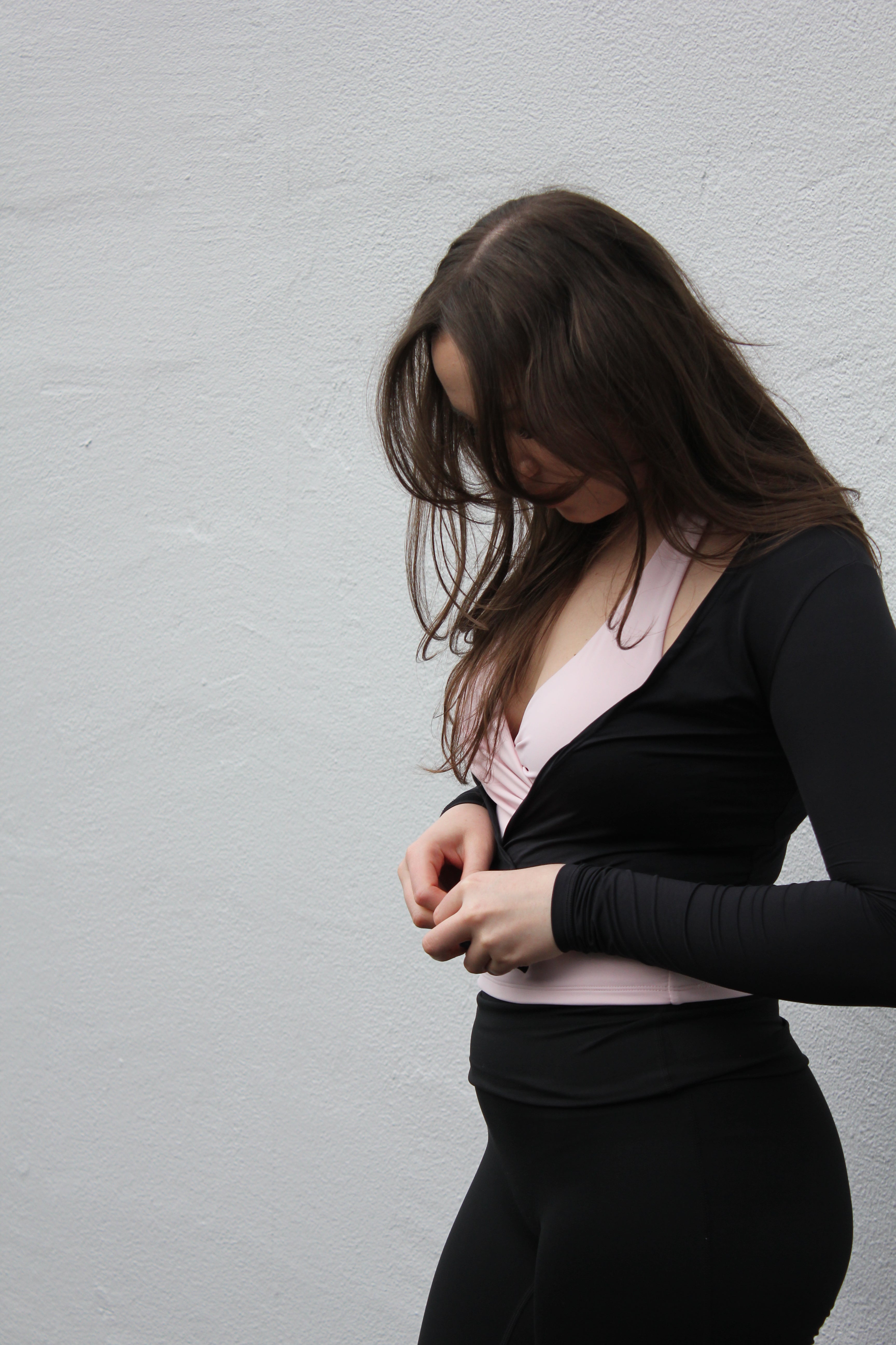 WINNY Air Light Wrap Top